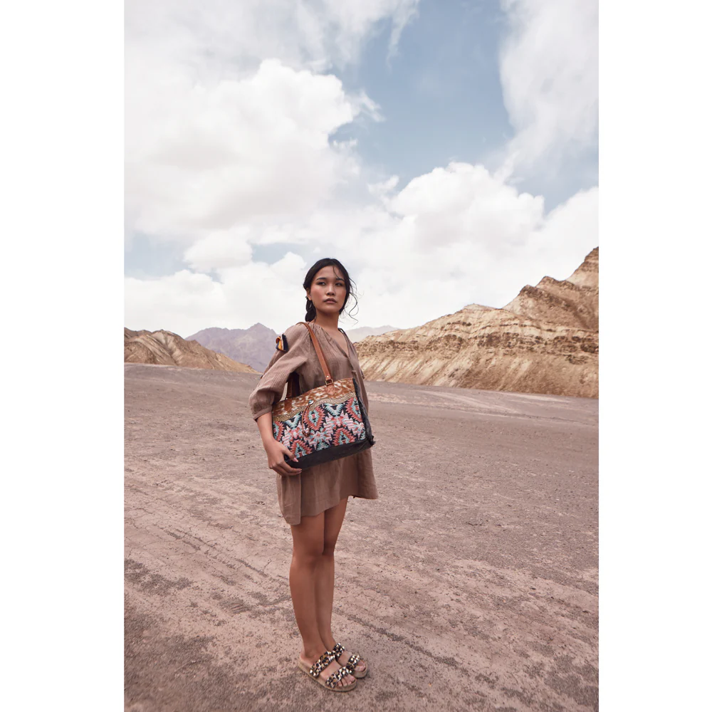 10080-petite-orchid-small-crossbody-bag-1.webp