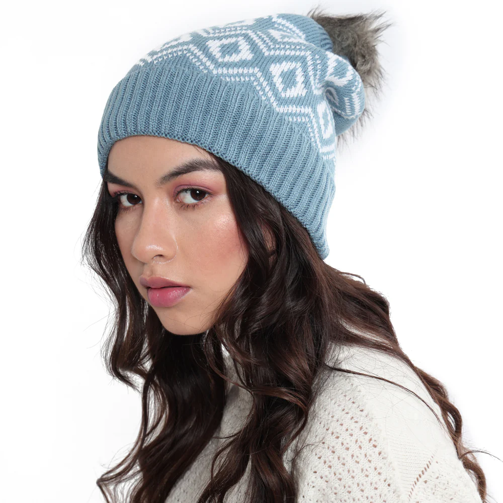1009-bellsy-beanie-1.webp