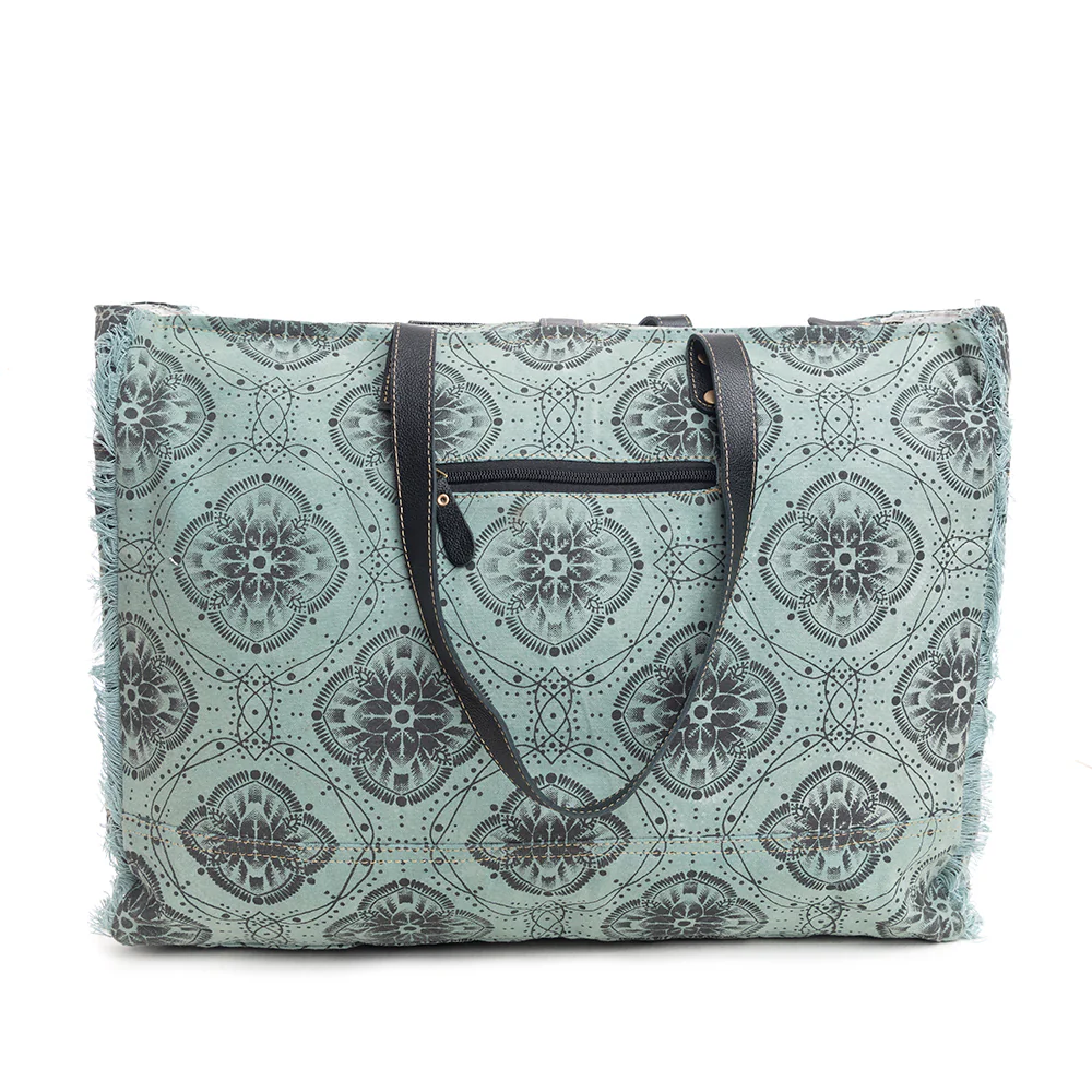 10121-pilar-pram-weekender-bag-1.webp