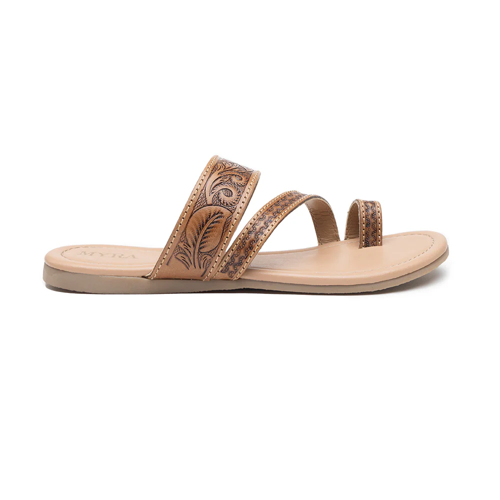 10257-point-ridge-hand-tooled-sandals-1.webp