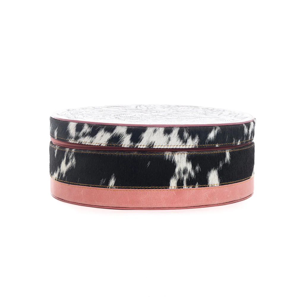 10307-pony-falls-round-jewelry-box-1.webp