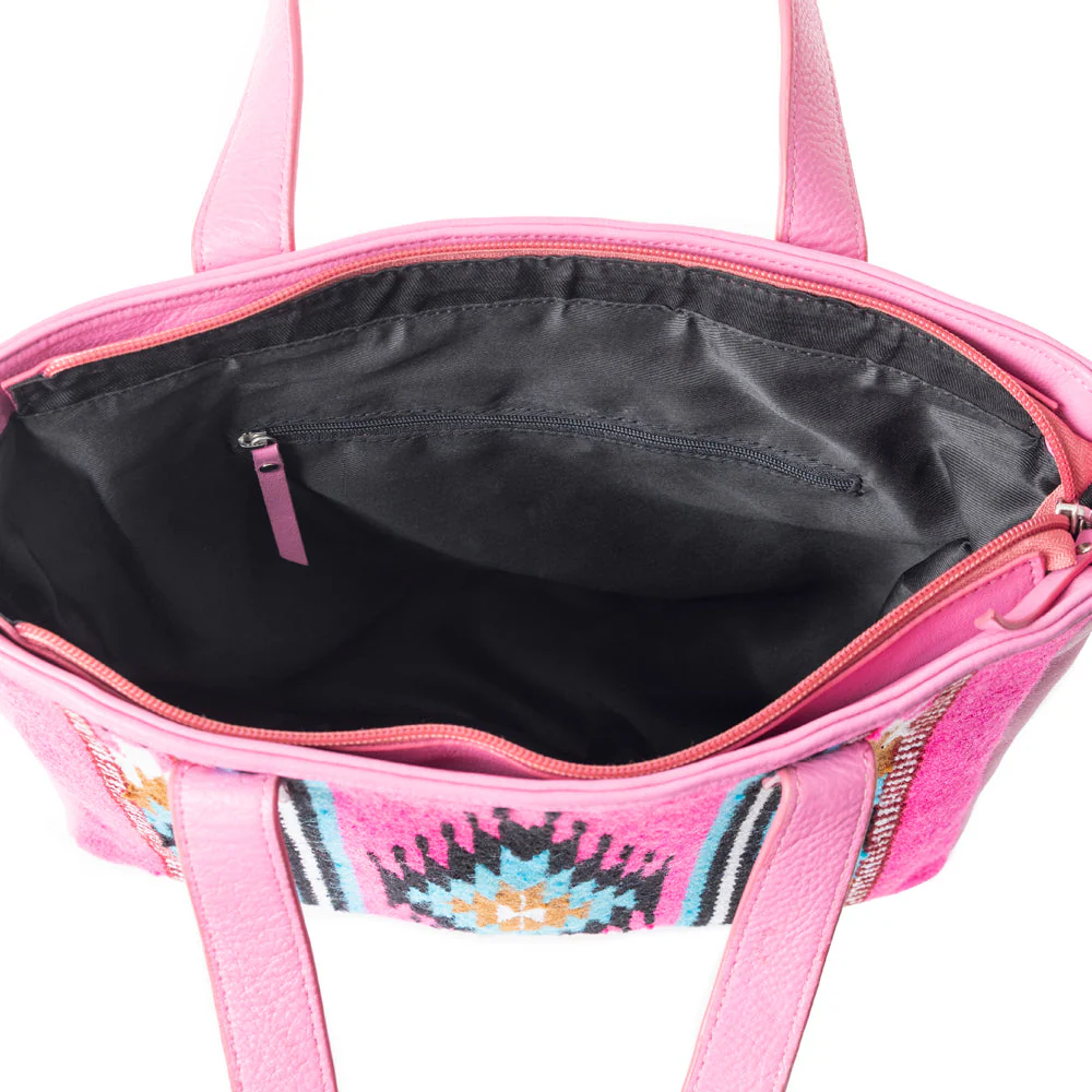 10542-pueblo-visions-concealed-carry-bag-in-pink-1.webp