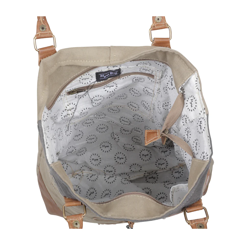 10618-quirky-hues-tote-bag-1.webp