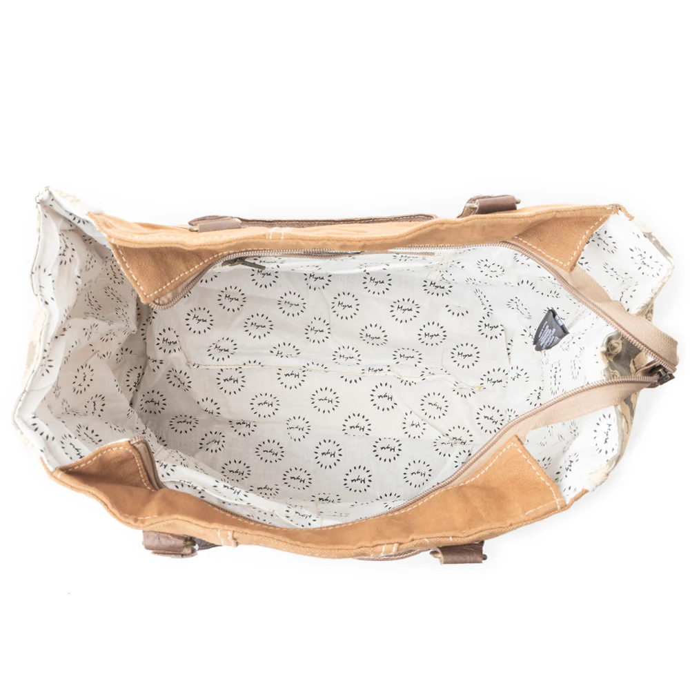 10758-rare-hues-tote-bag-1.webp