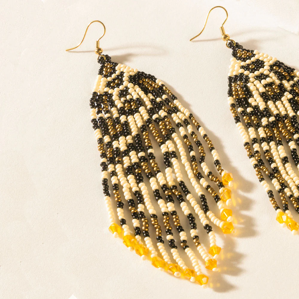 10760-rattler-s-tale-beaded-earrings-in-dusty-black-1.webp