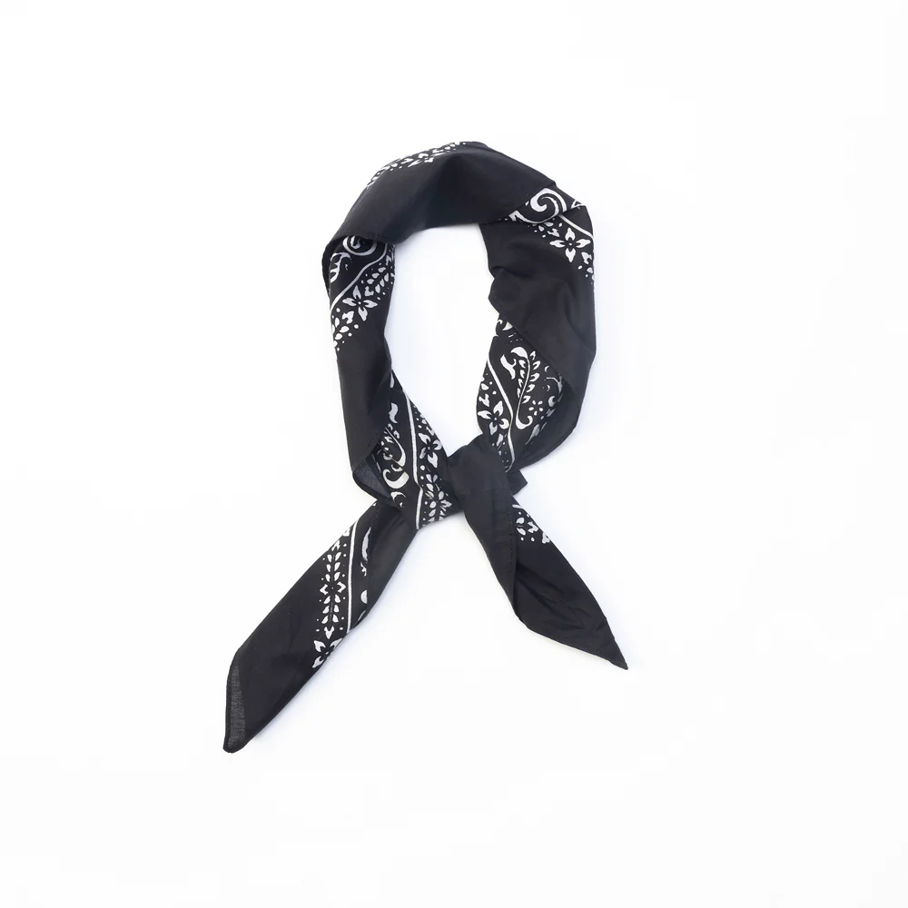 10931-rider-s-moon-bandana-in-ranch-black-1.webp