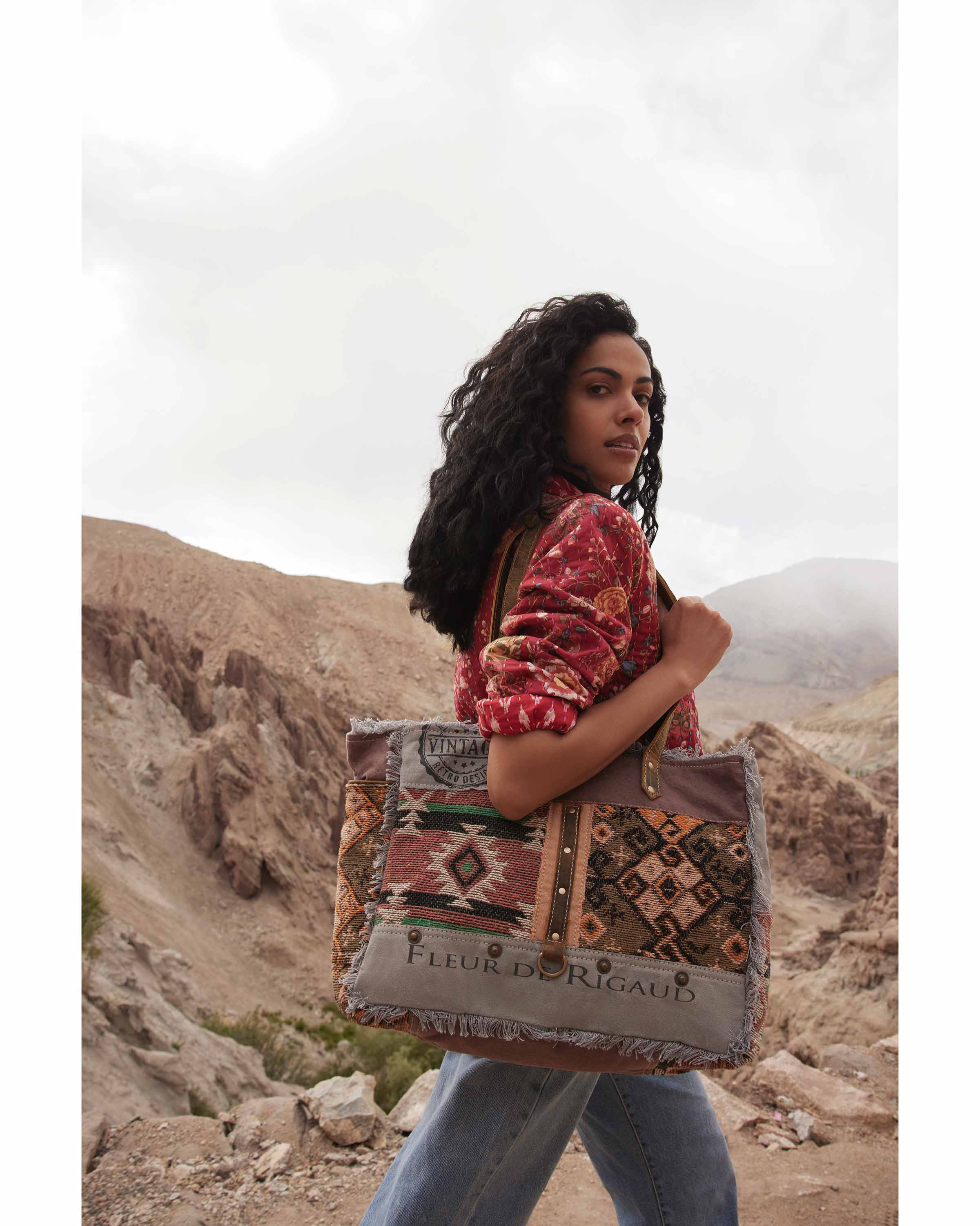 10960-rigaud-rail-express-weekender-bag-1.webp