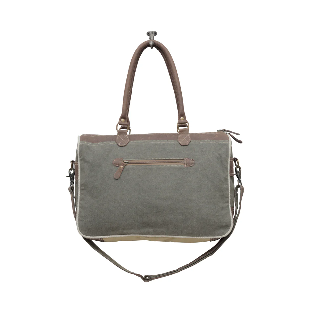 10961-right-approach-messenger-bag-1.webp