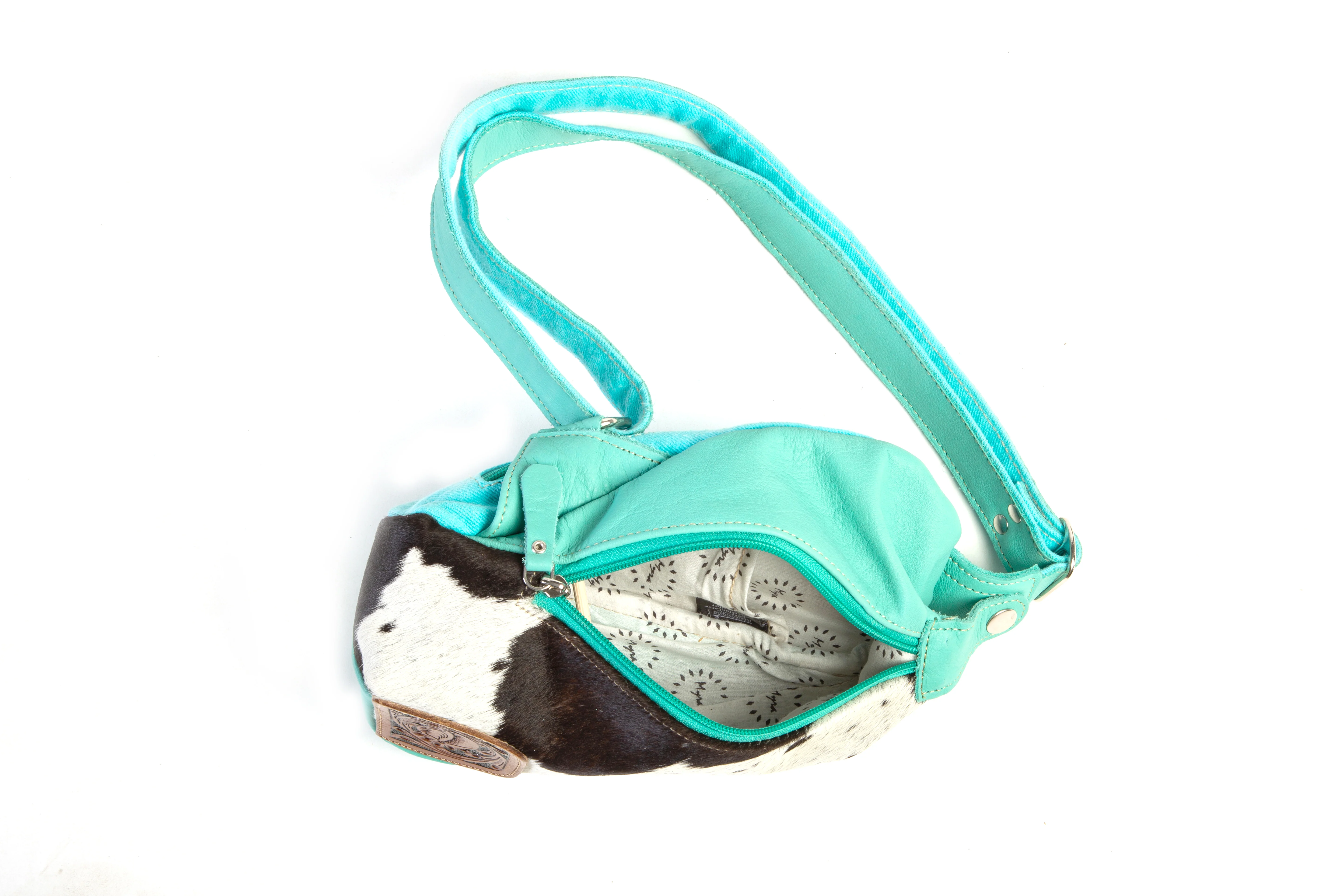 11027-robnette-ranch-fanny-pack-bag-in-turquoise-1.webp