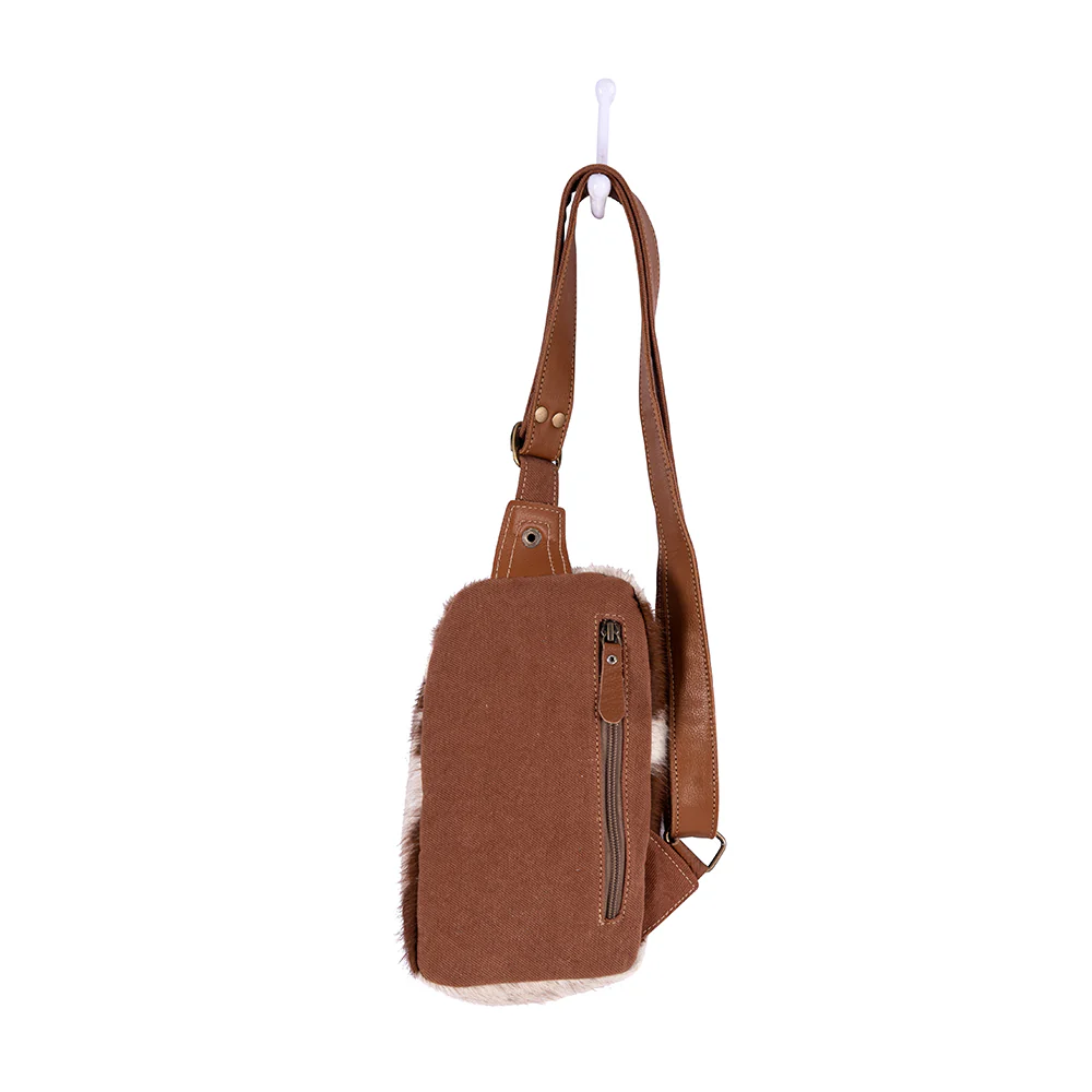 11028-robnette-ranch-fanny-pack-bag-in-caramel-white-1.webp