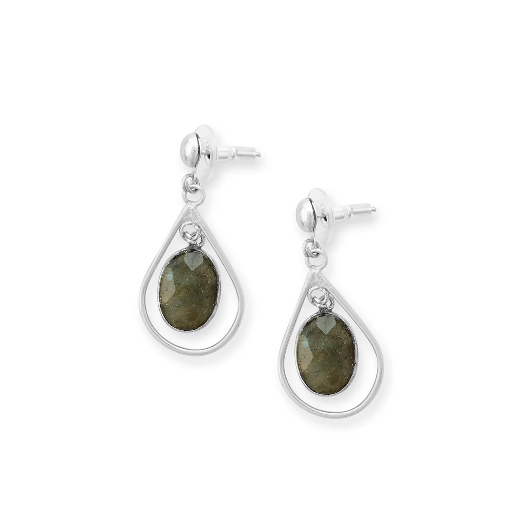 1122-black-moon-eyes-earring-1.webp