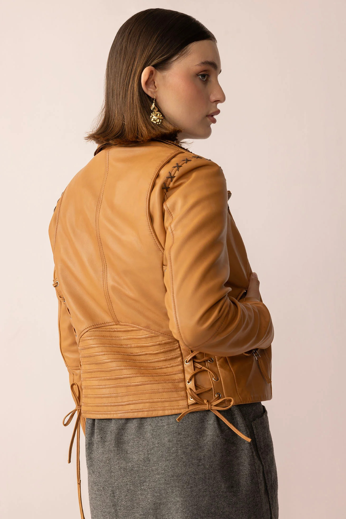 11318-saddle-soul-leather-jacket-in-desert-toffee-1.webp