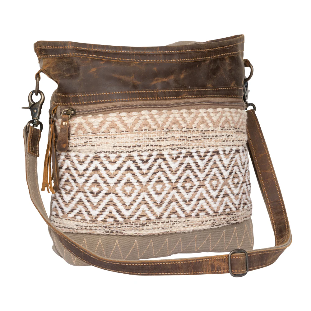 1150-blending-taste-shoulder-bag-1.webp