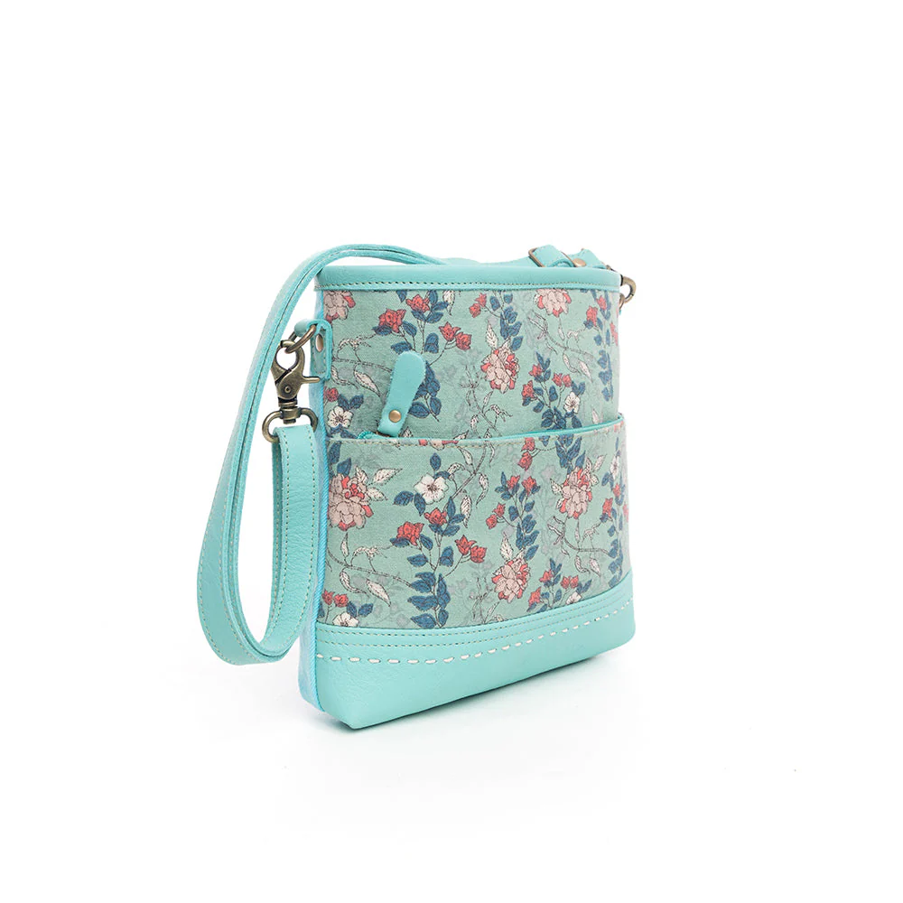 11671-serafina-small-crossbody-bag-1.webp