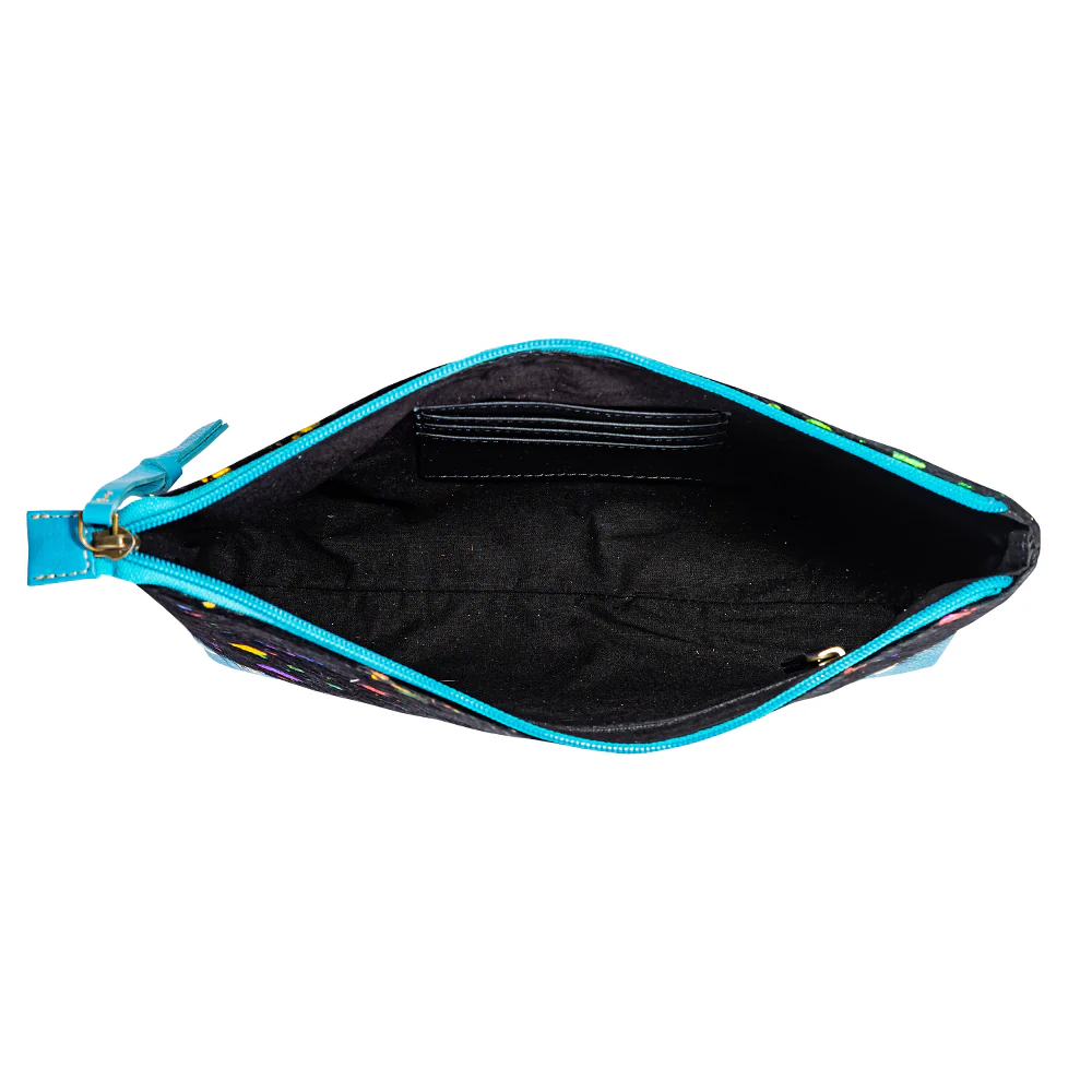 11939-skyviews-pouch-in-blue-1.webp
