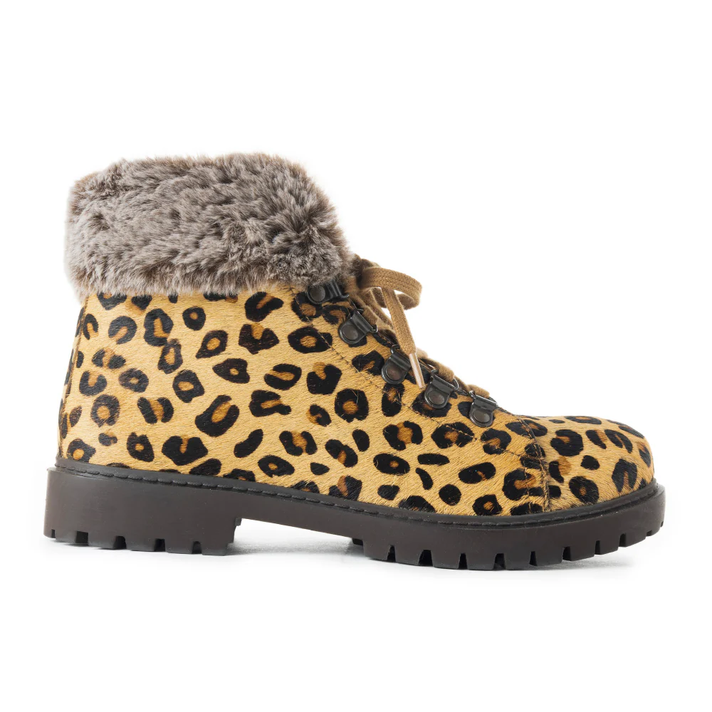 12031-snowfall-boots-1.webp