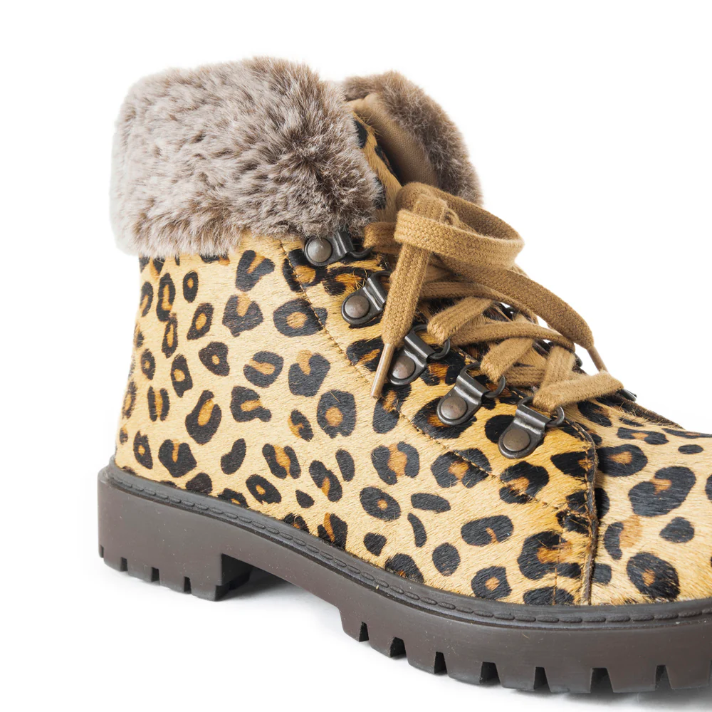 12031-snowfall-boots-1.webp