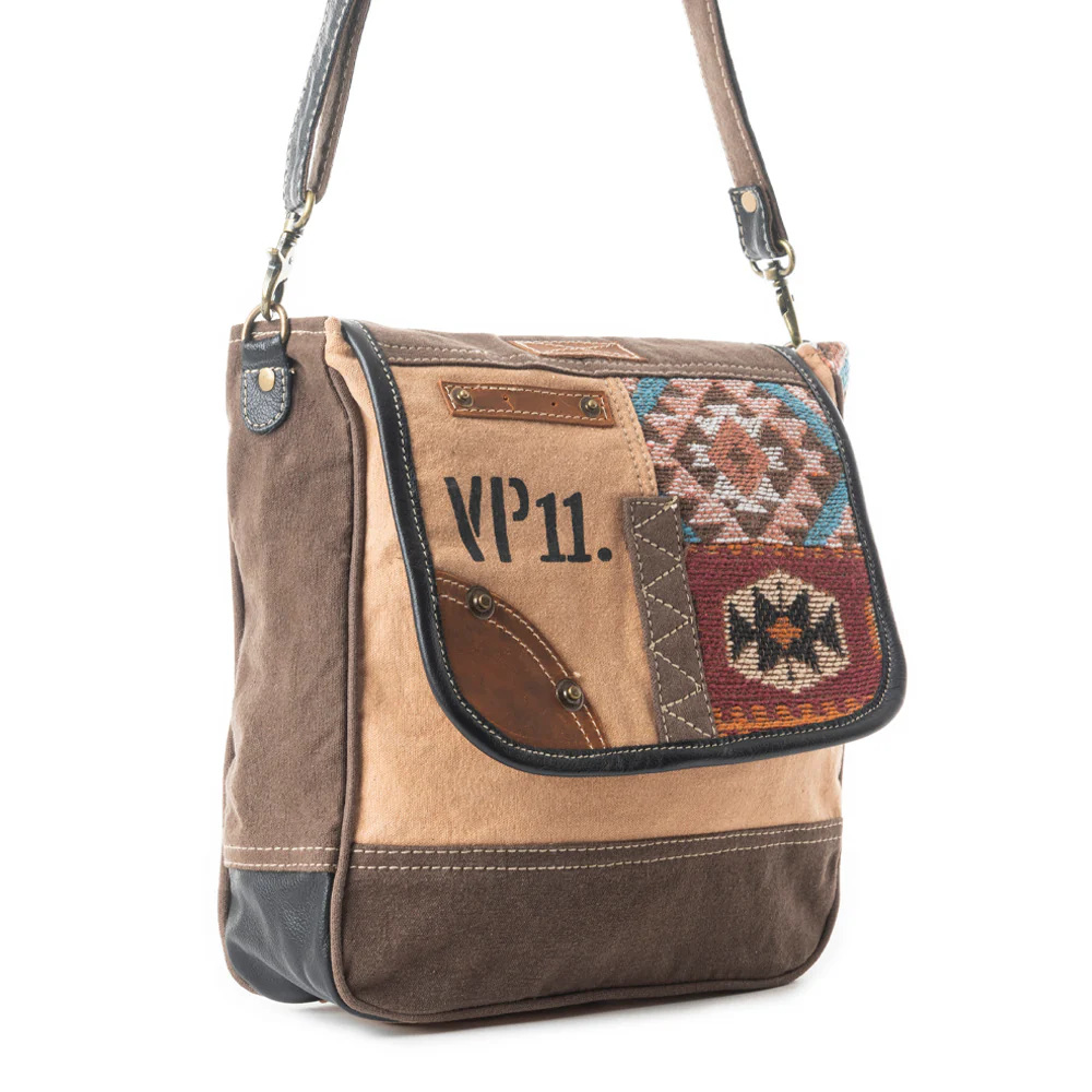 12184-southwest-bound-vp11-shoulder-bag-1.webp