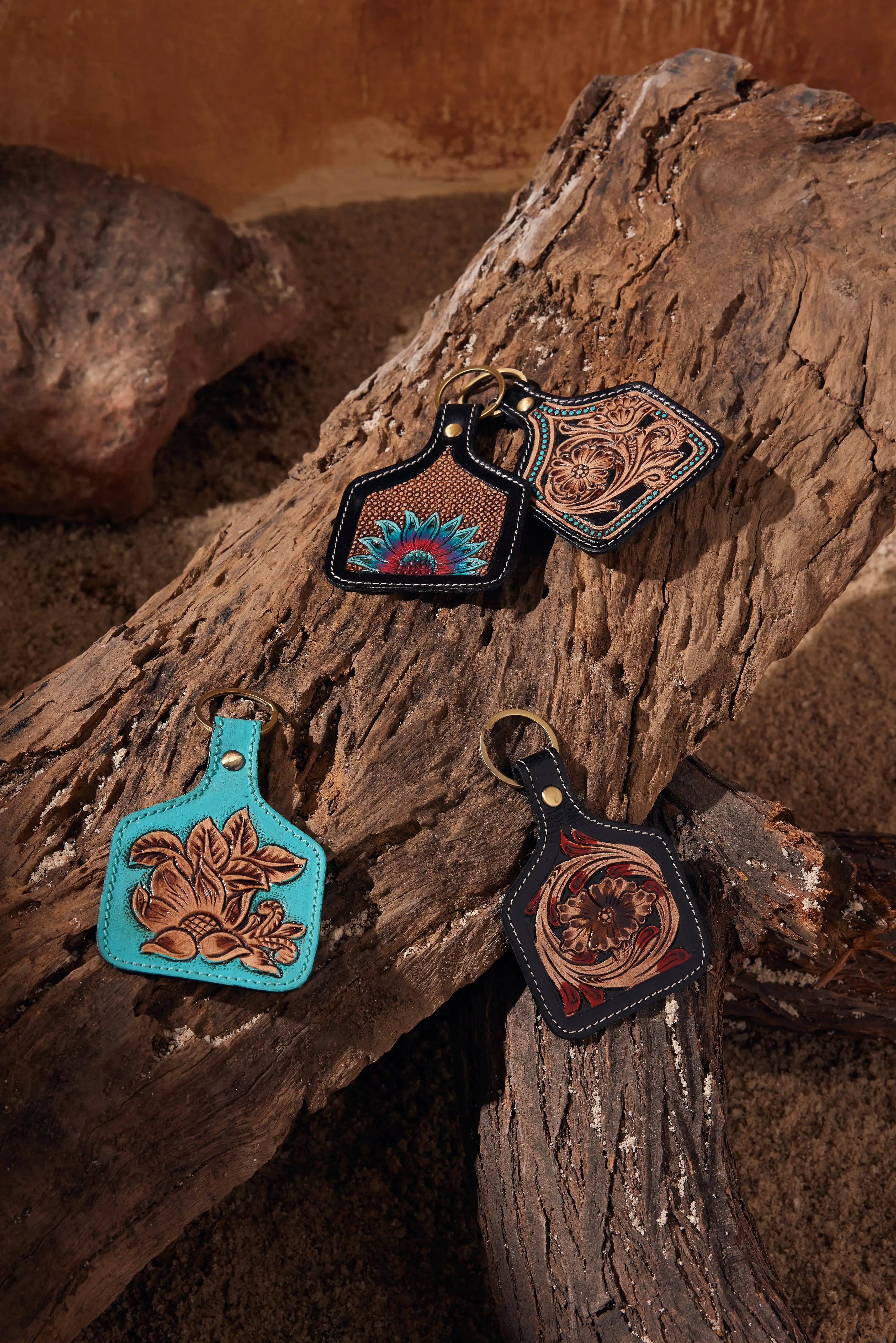 12292-sprouting-vines-hand-tooled-key-fob-1.webp