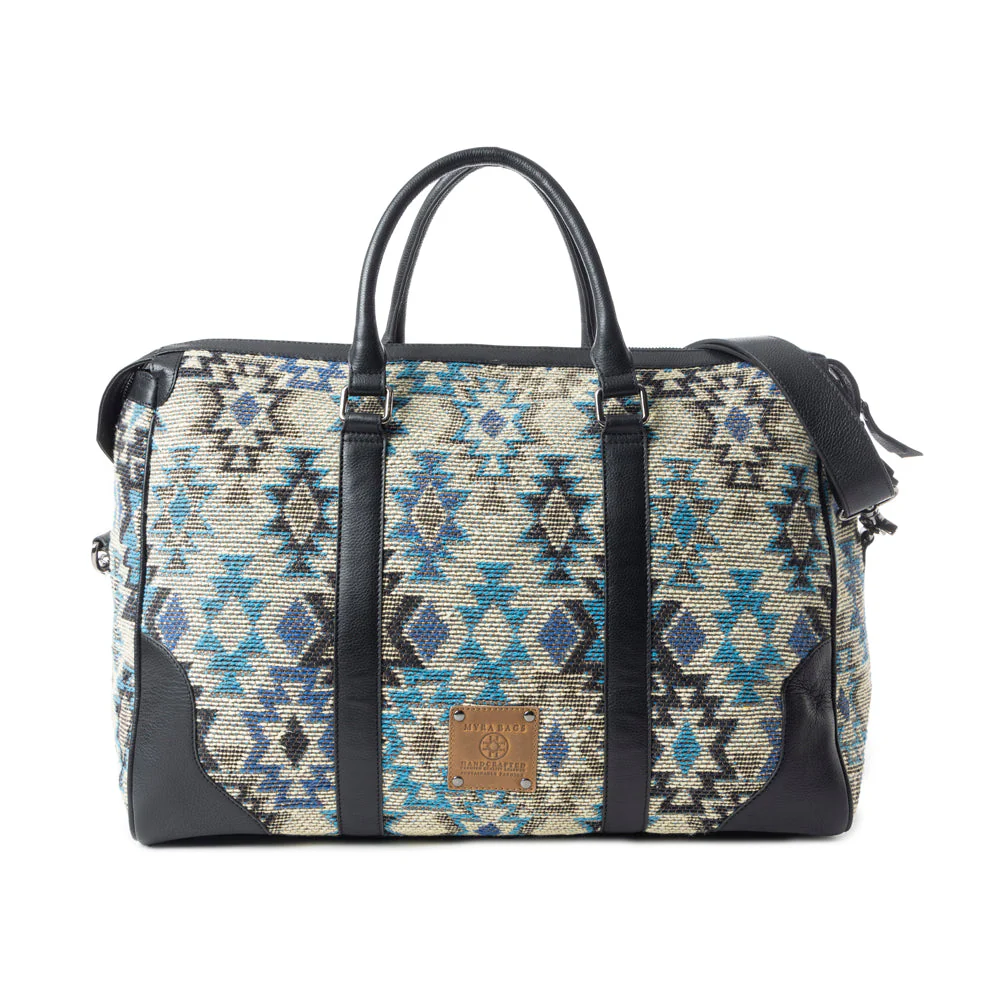 12324-stallion-way-duffel-in-blue-1.webp