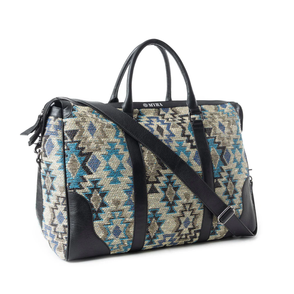 12324-stallion-way-duffel-in-blue-1.webp