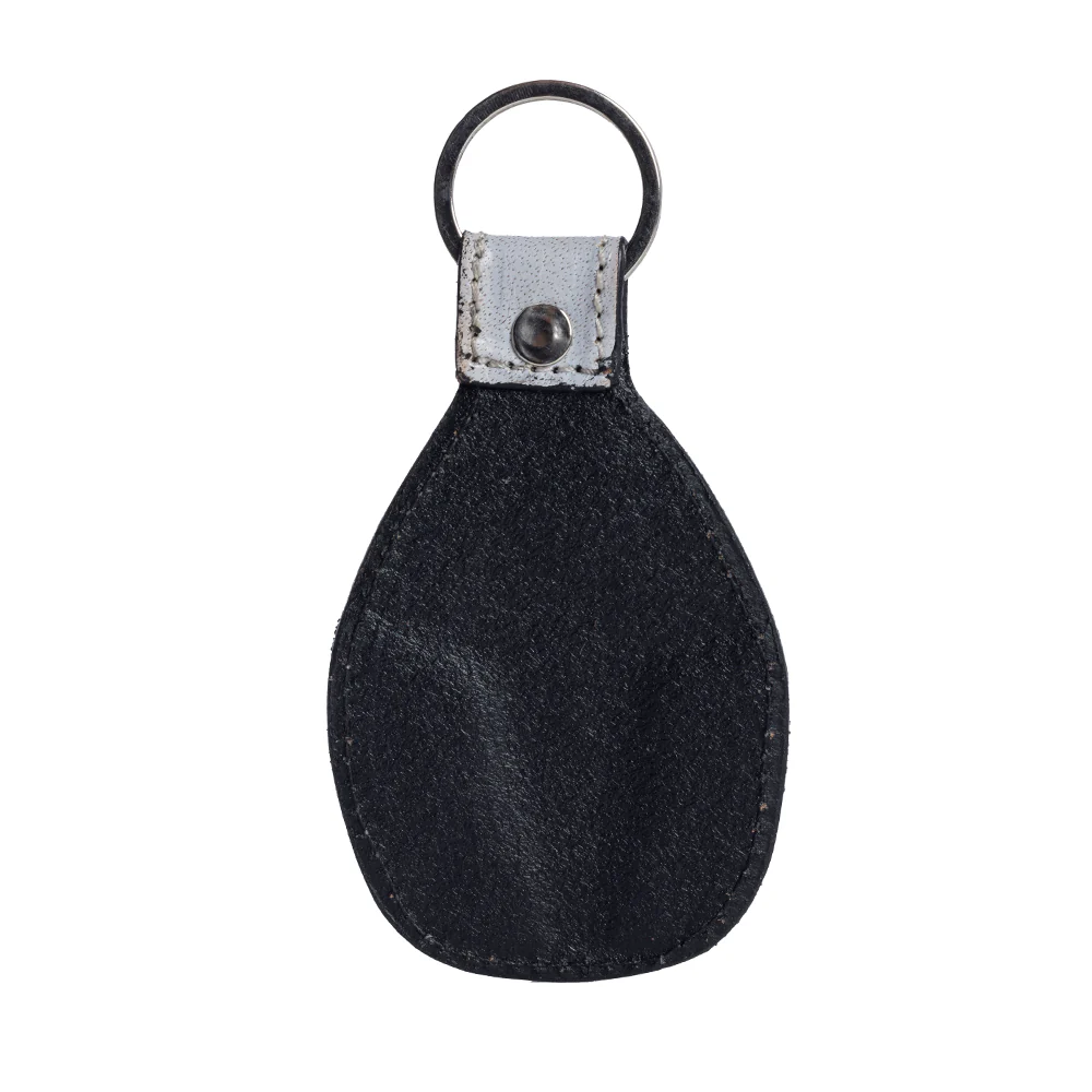 12405-steer-memories-leather-key-fob-1.webp