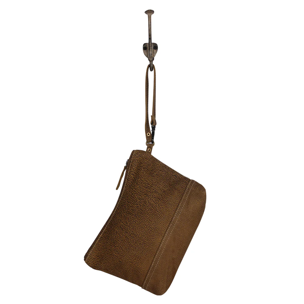 12540-suave-leather-pouch-1.webp