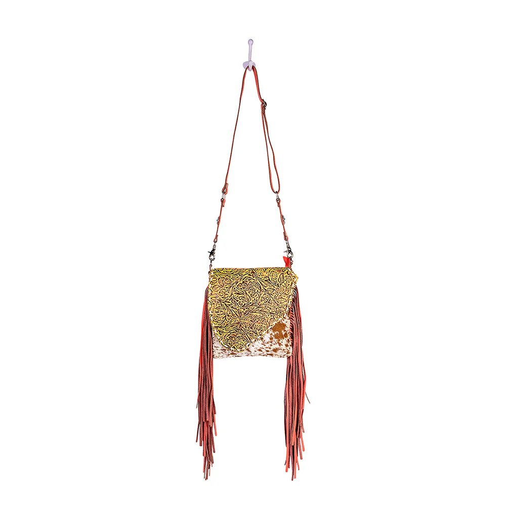 12972-tellard-falls-concealed-carry-bag-in-salmon-1.webp