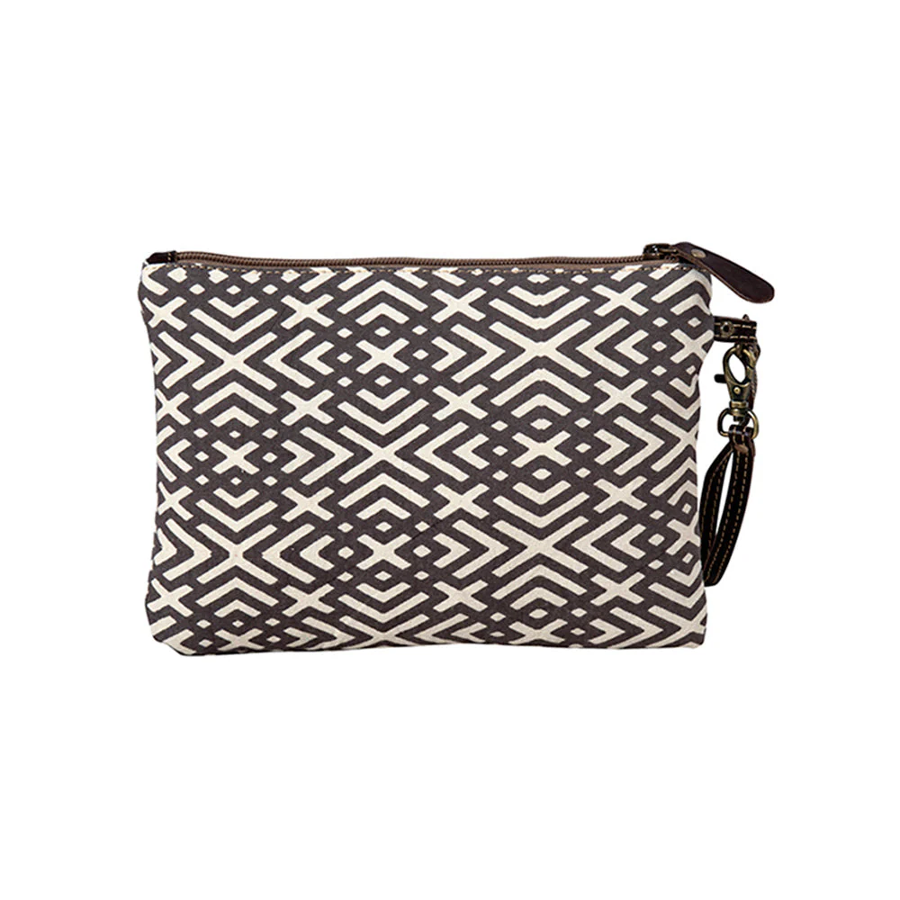 13041-terrence-geometric-pouch-1.webp