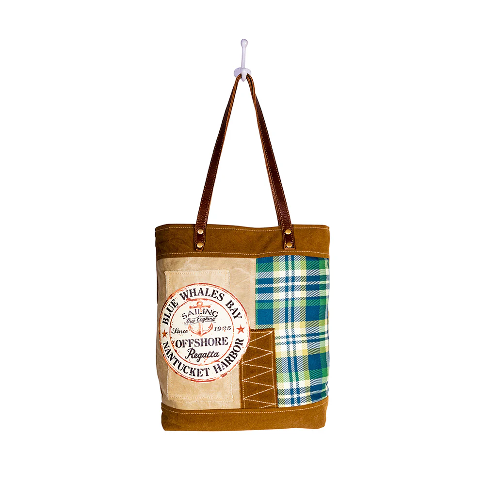 1306-blue-whales-bay-tote-bag-1.webp