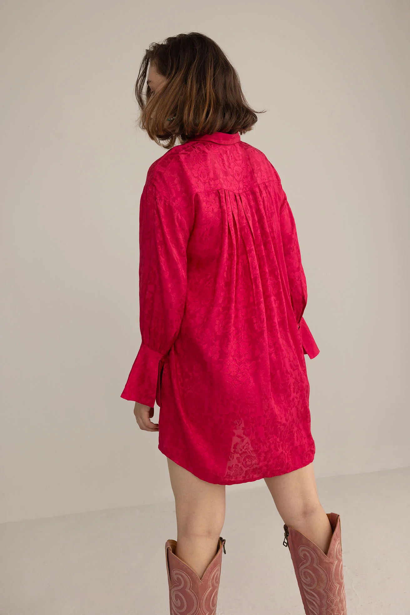 13091-the-elowen-belle-woven-dress-in-wine-pink-1.webp