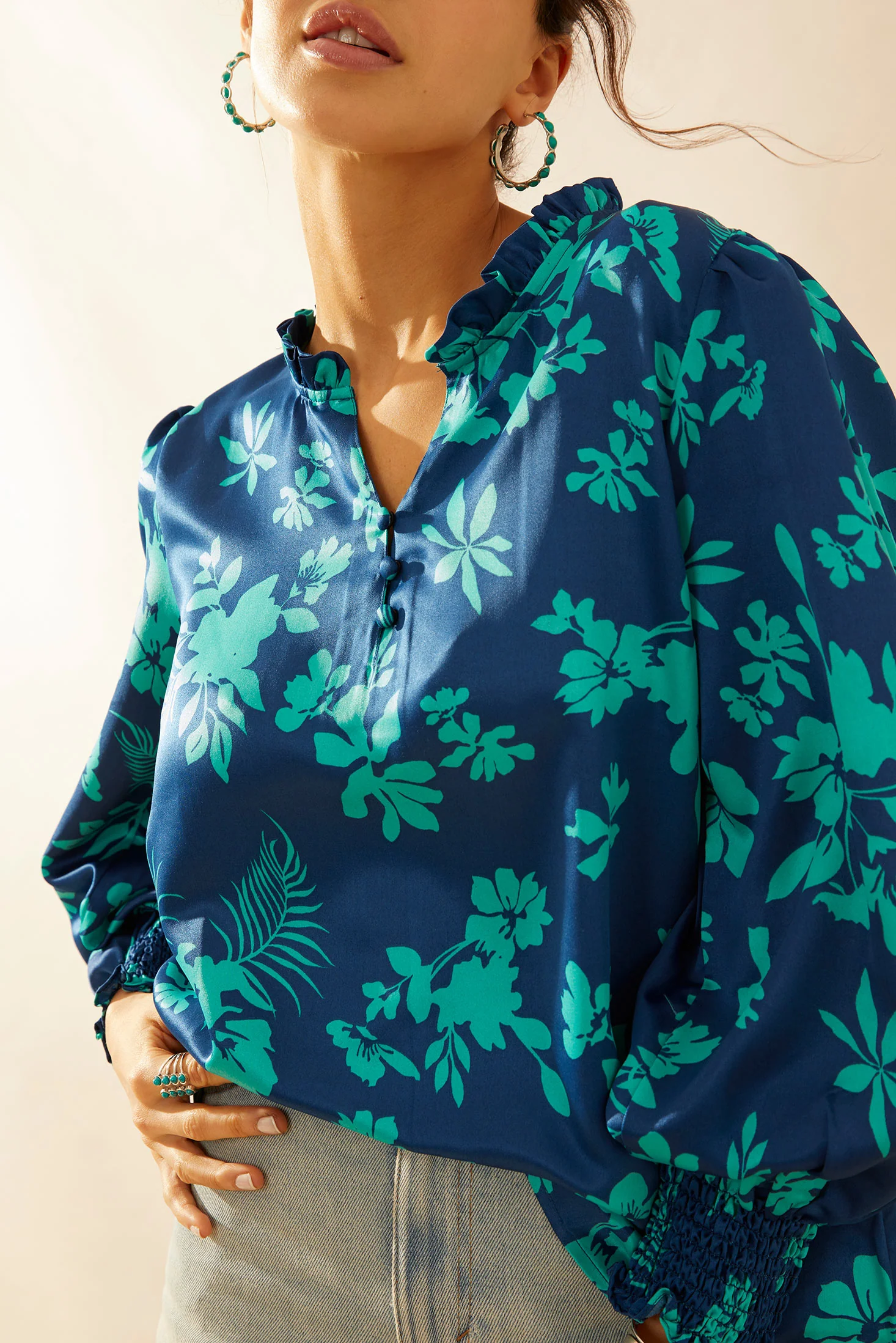 13179-thea-rae-top-in-blue-1.webp