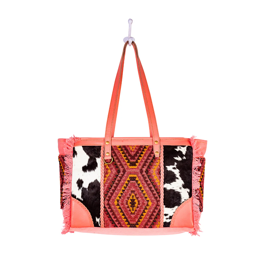 13319-tonga-ridge-small-bag-in-salmon-pink-1.webp