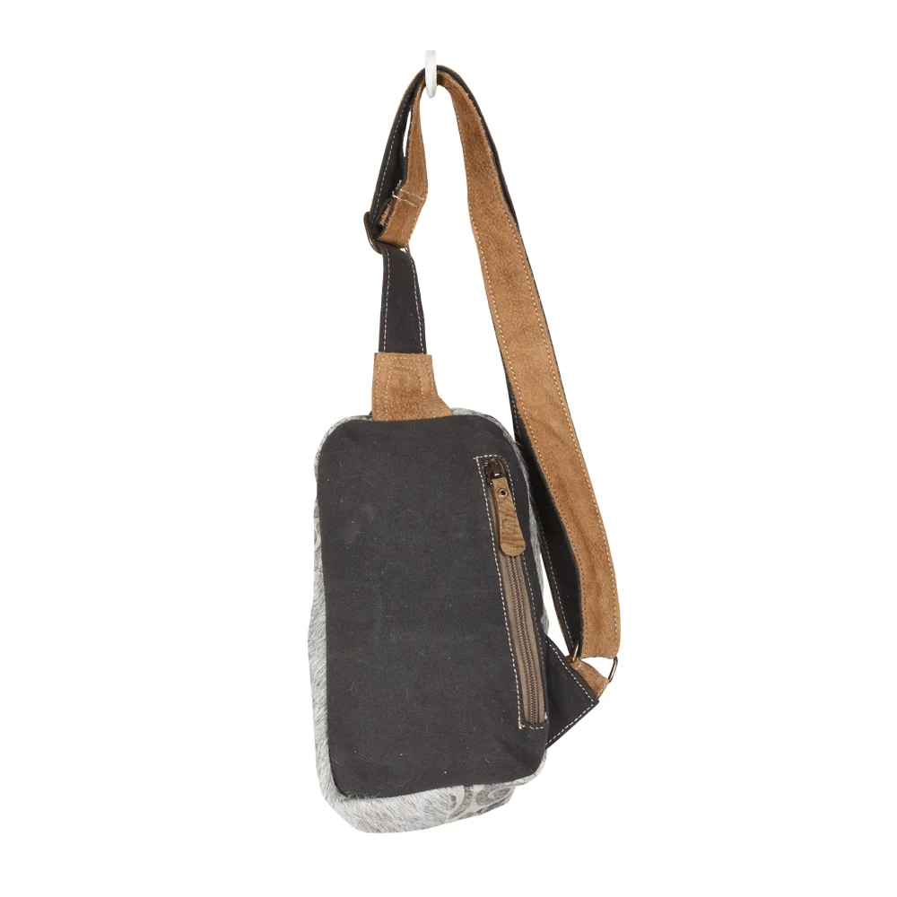 13338-top-zipper-fanny-pack-1.webp