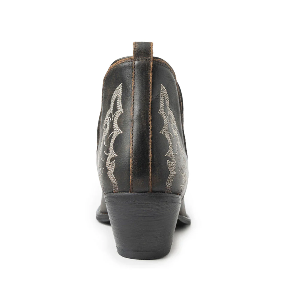 13387-trail-runner-booties-in-dusty-black-1.webp