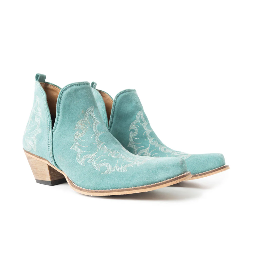 13401-trail-runner-booties-in-sky-blue-1.webp