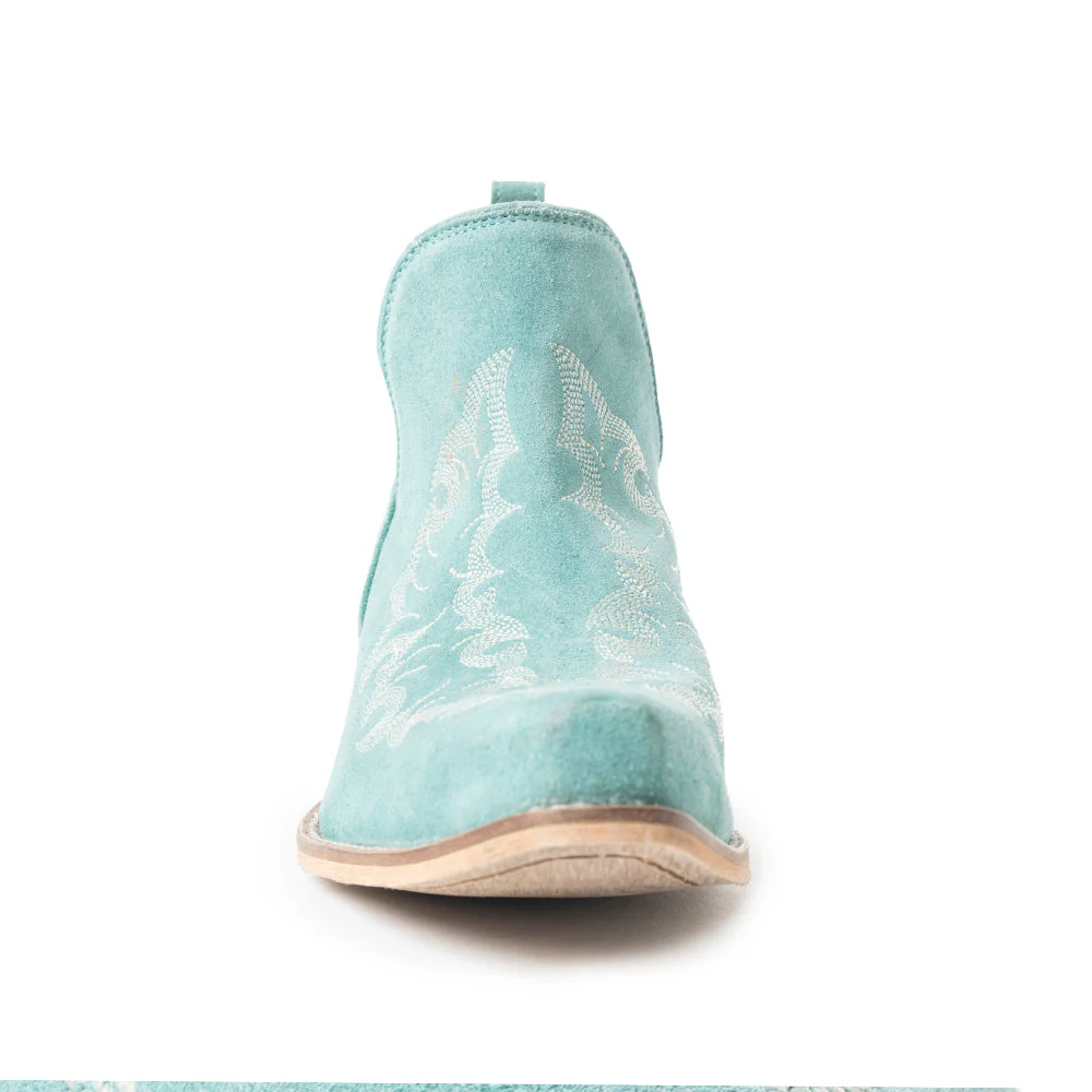 13401-trail-runner-booties-in-sky-blue-1.webp