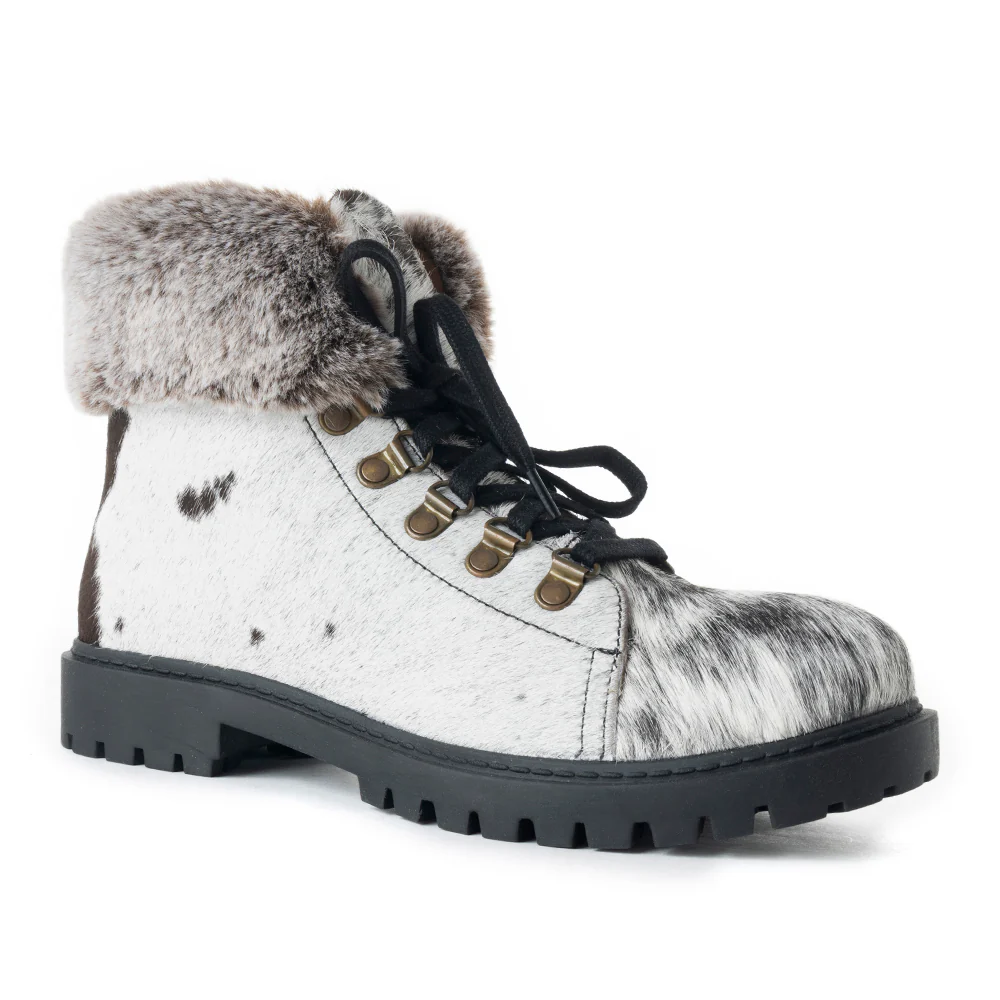 13562-turbulent-boots-1.webp