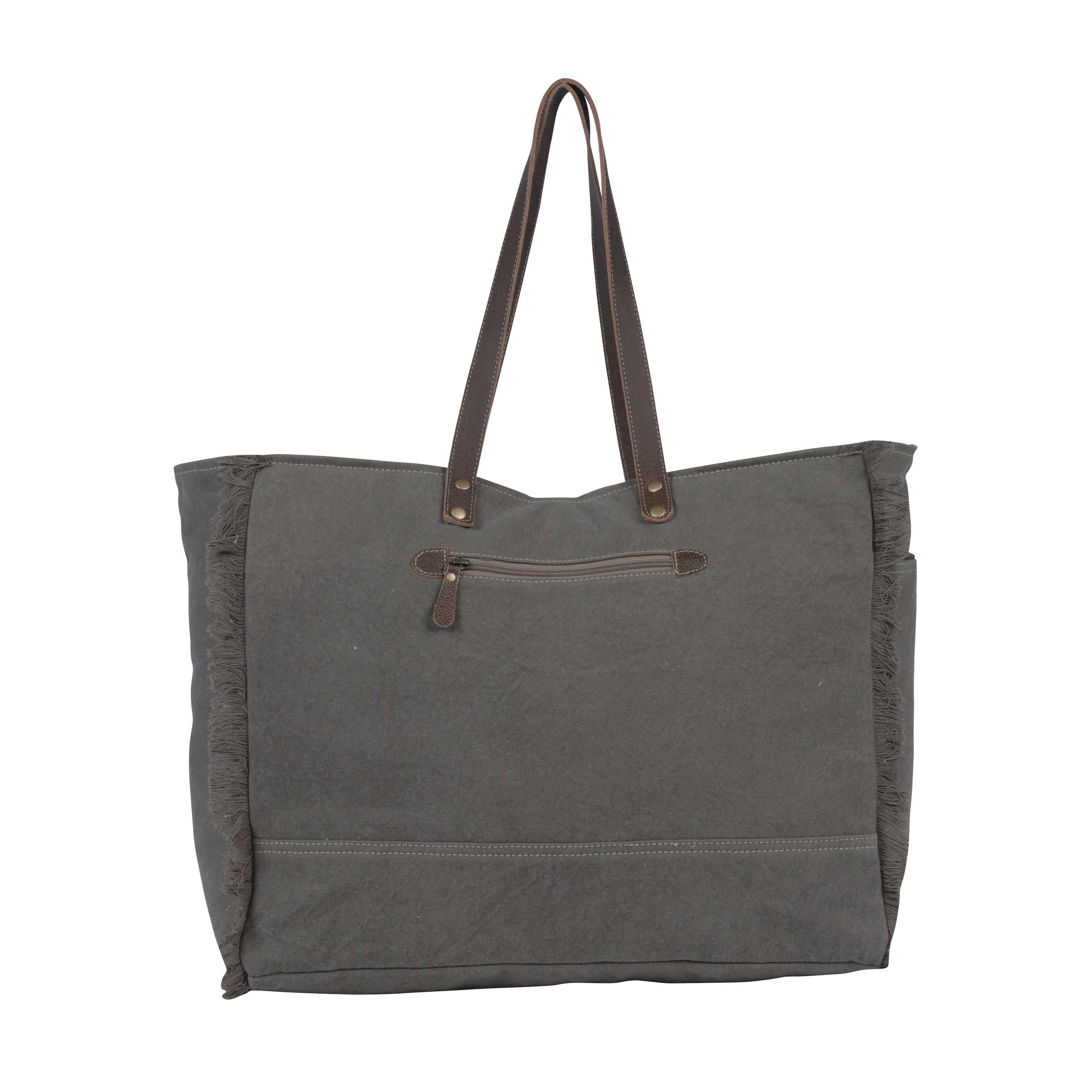 13863-vibrant-pyramids-weekender-bag-1.webp