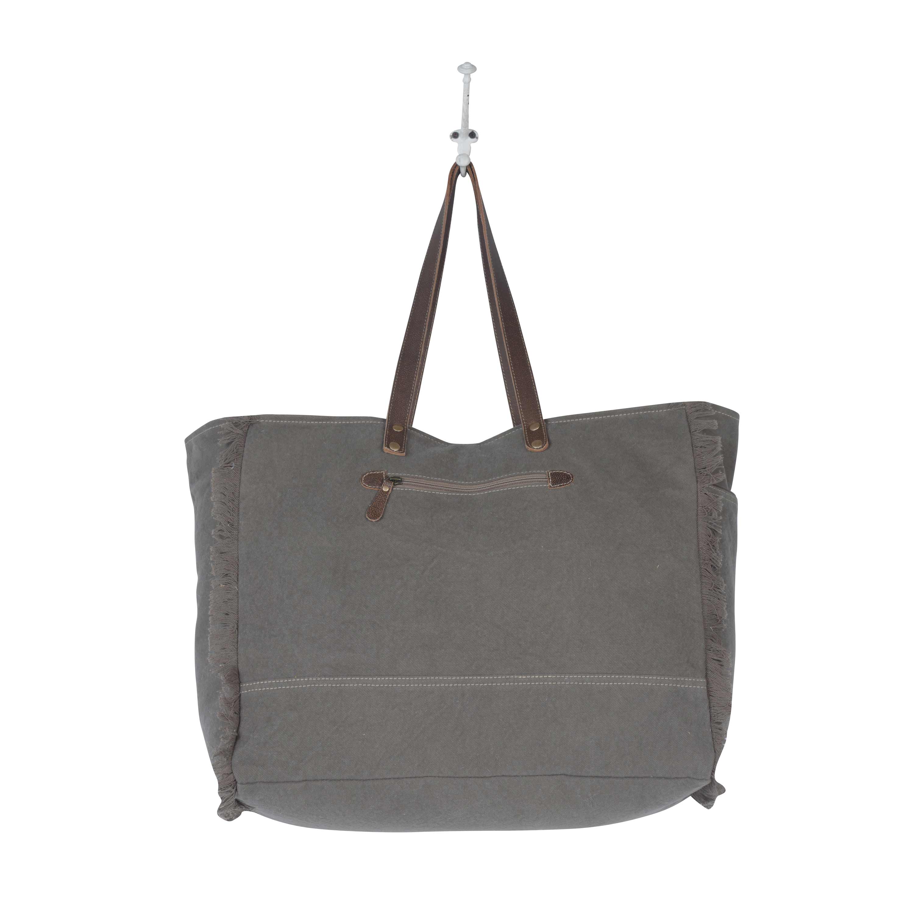 13863-vibrant-pyramids-weekender-bag-1.webp