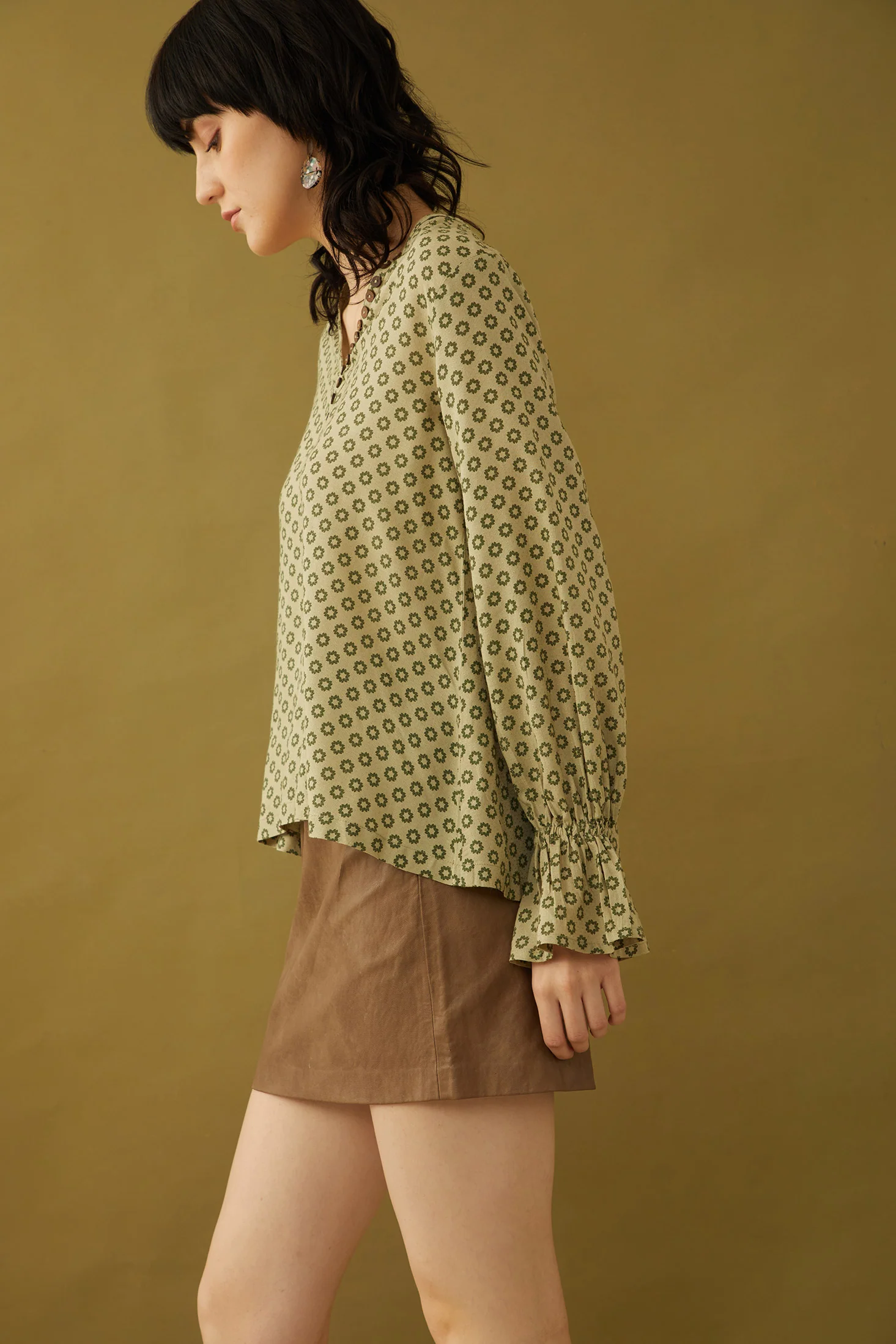 Bohera Oriana Accent Ruffled Sleeve Buttoned Top