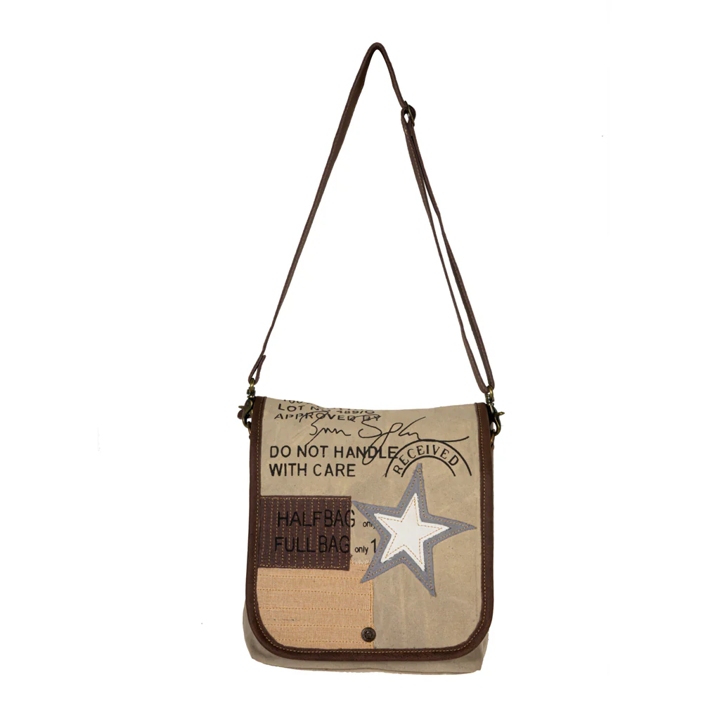 13903-vintage-adventurer-messenger-bag-1.webp