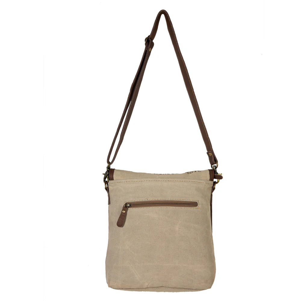 13903-vintage-adventurer-messenger-bag-1.webp
