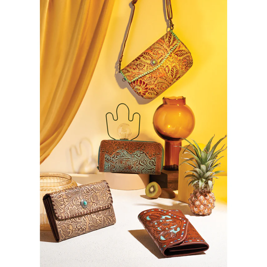 13905-vintage-blue-wallet-1.webp