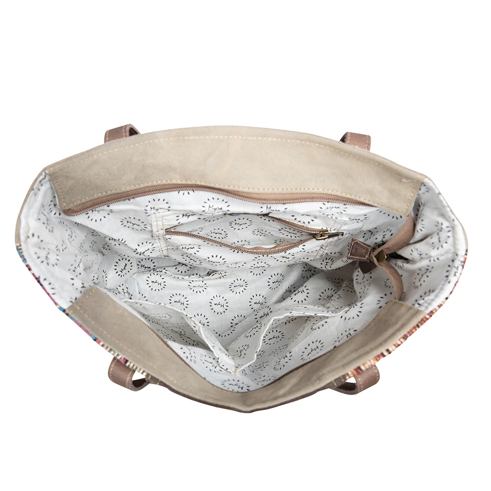 13916-vintage-journeys-tote-bag-1.webp