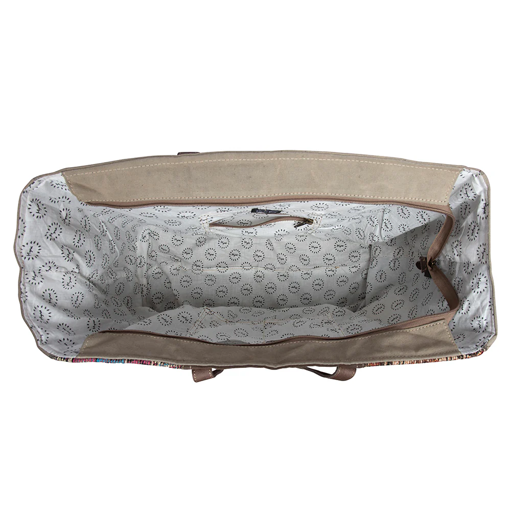 13917-vintage-journeys-weekender-bag-1.webp