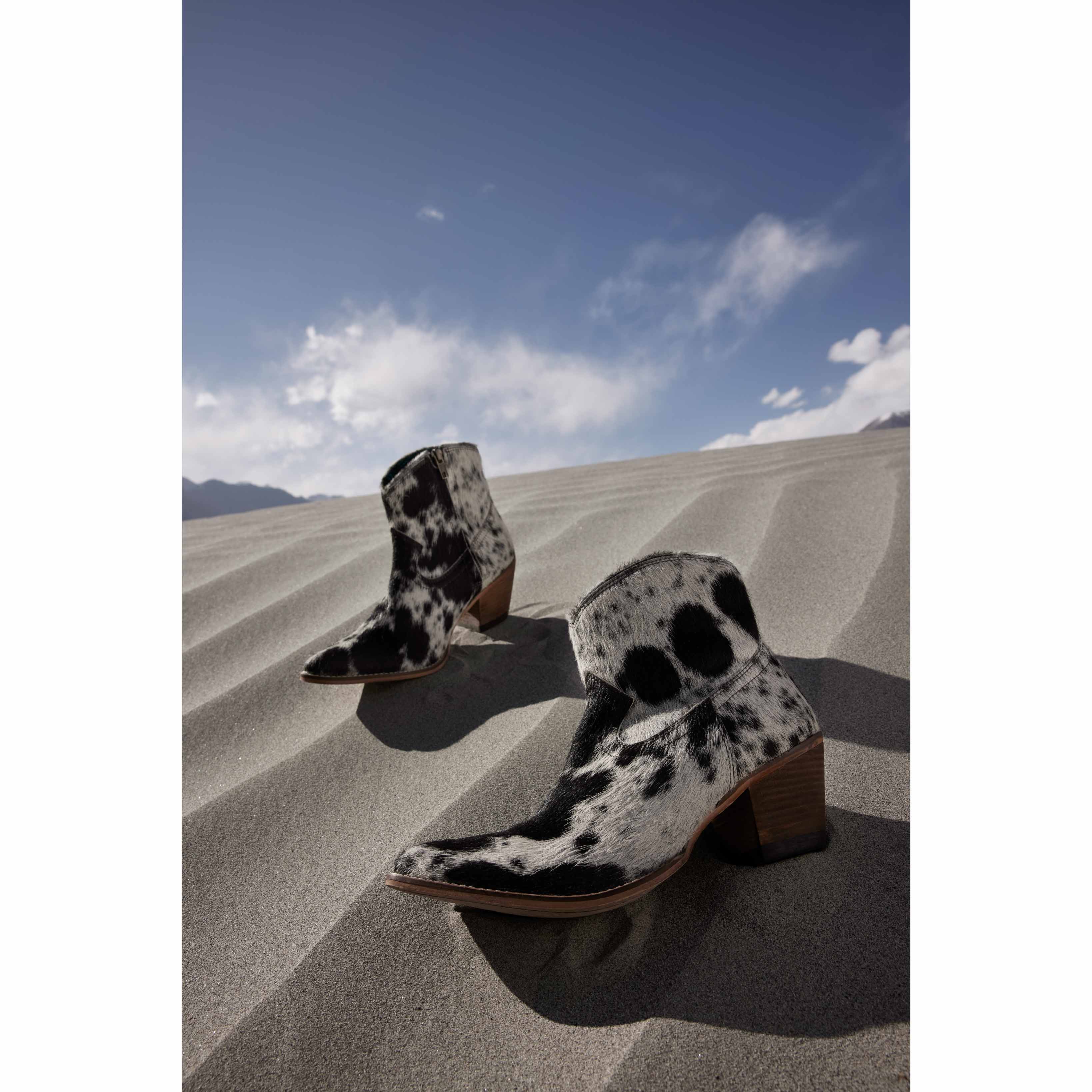 13928-virginia-trail-hair-on-hide-boots-1.webp