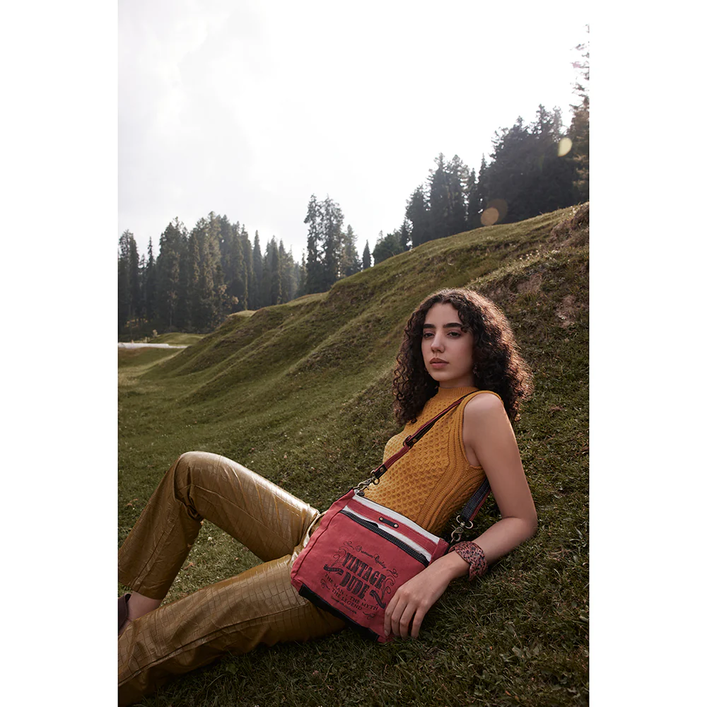 14129-western-vintage-crossbody-bag-1.webp
