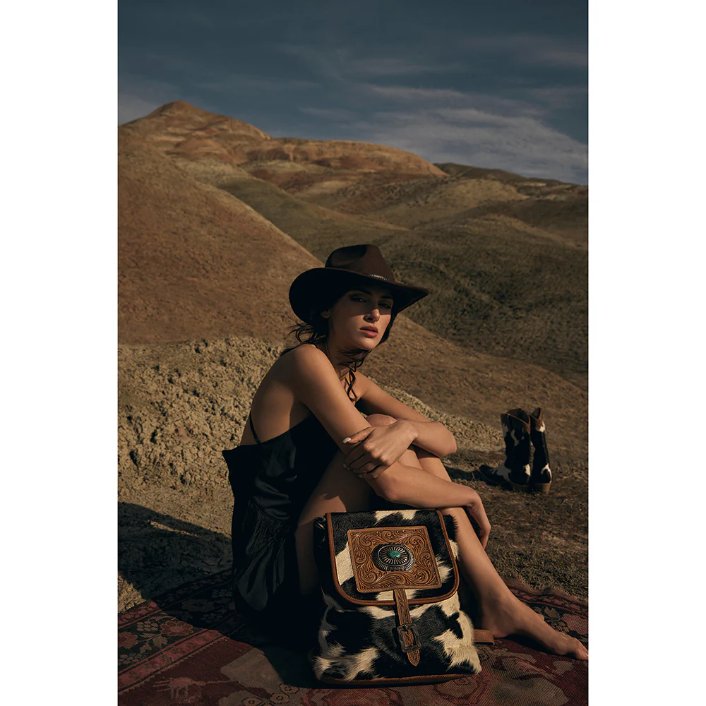 14151-westward-wind-hand-tooled-bag-1.webp