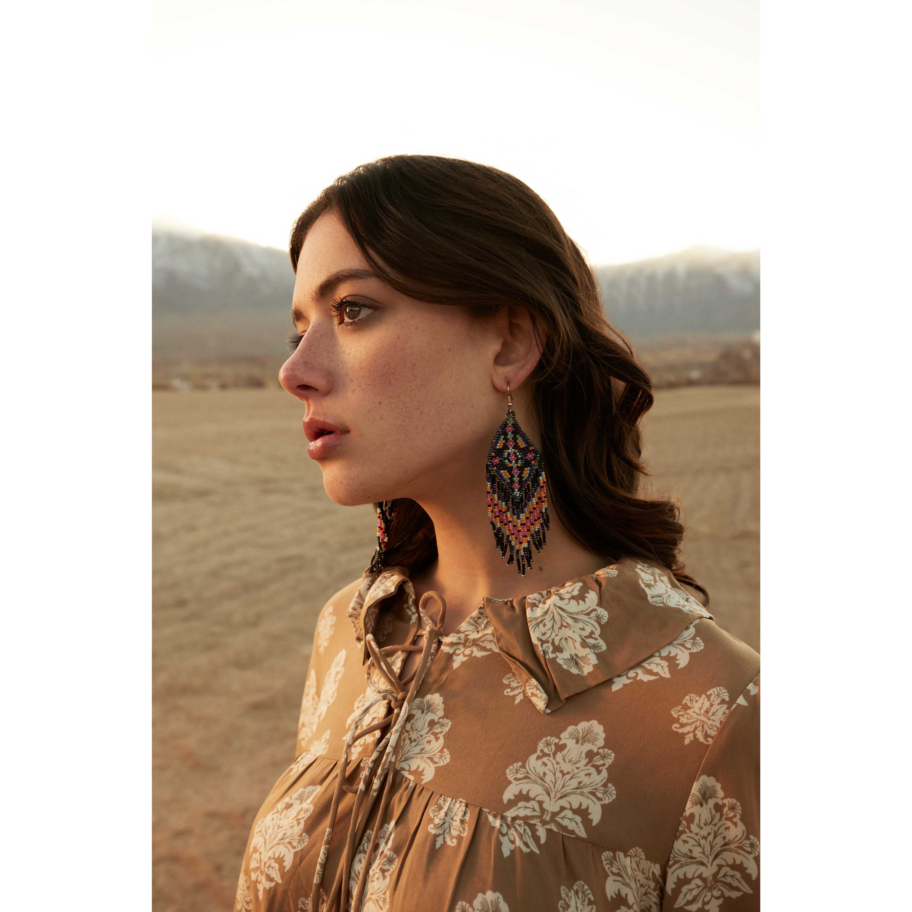 14388-winds-of-color-beaded-earrings-1.webp
